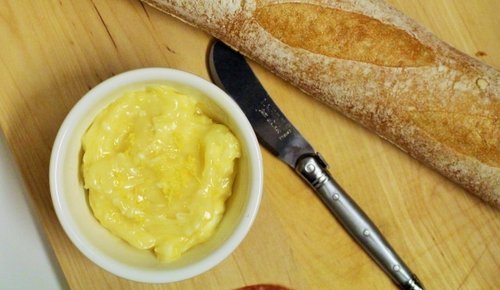 Manteiga Aromatizada com Mel