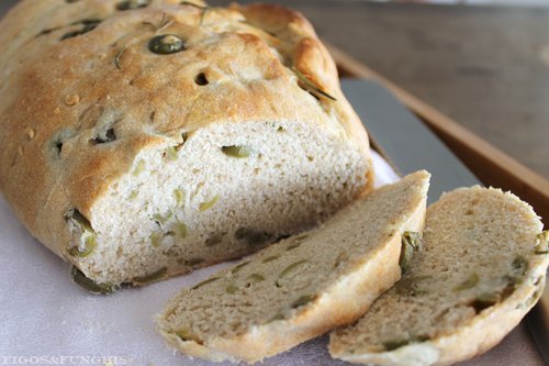 Pão de Azeitonas Verdes