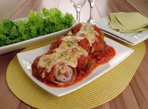 Brachola à Parmigiana (Bife a Rolê)