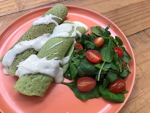 Panqueca Verde de Atum com Molho de Agrião LOW CARB